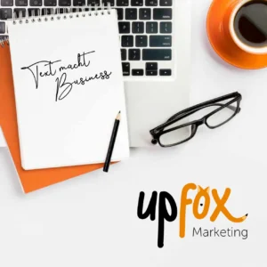Titelseite des Werbefolders der Werbeagentur Upfox Marketing - Werbetexte mit dem Slogan: Text macht Business; Fotocredits: freepiks.com